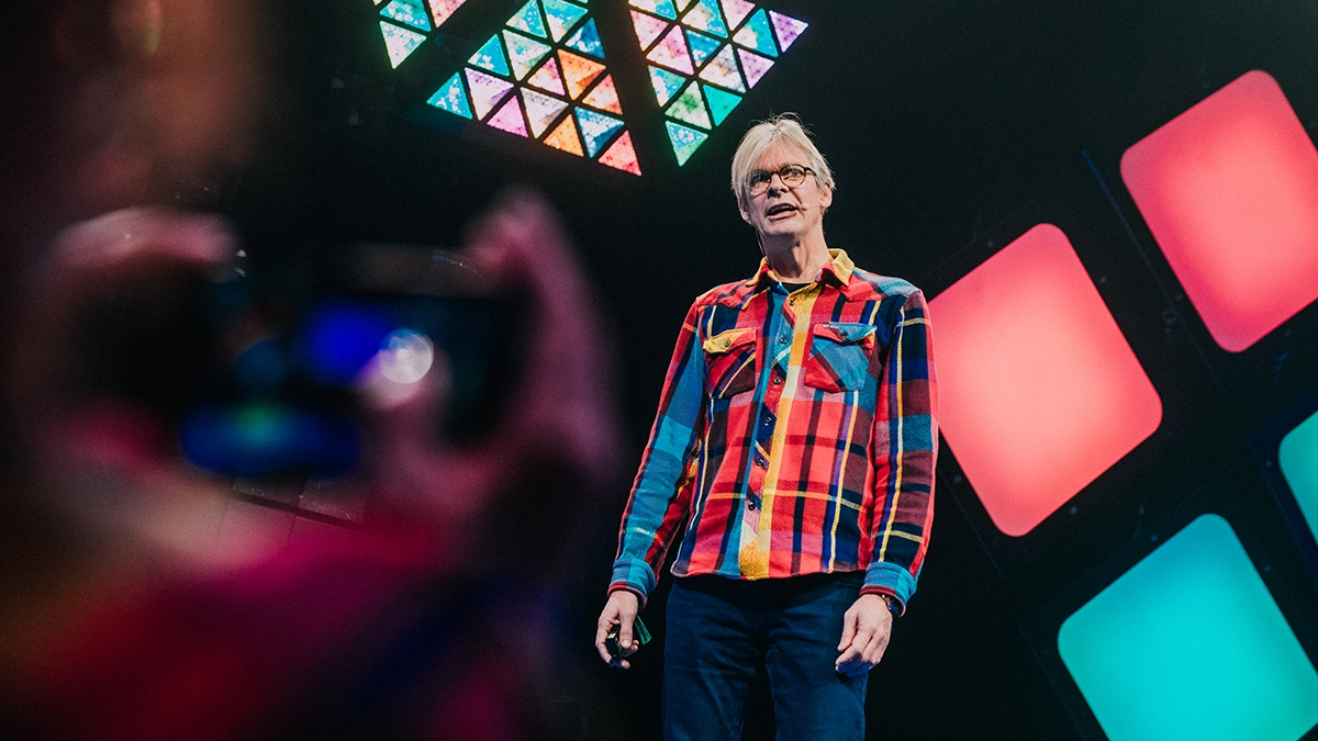 Casper Wilstrup speaking at SLUSH 2021