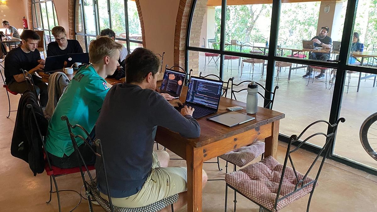 Many Abzoids pair programming at Code camp: Fall 2023.